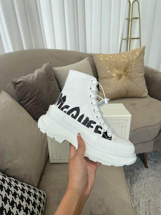 高帮白色黑字母帆布印花 商品图0