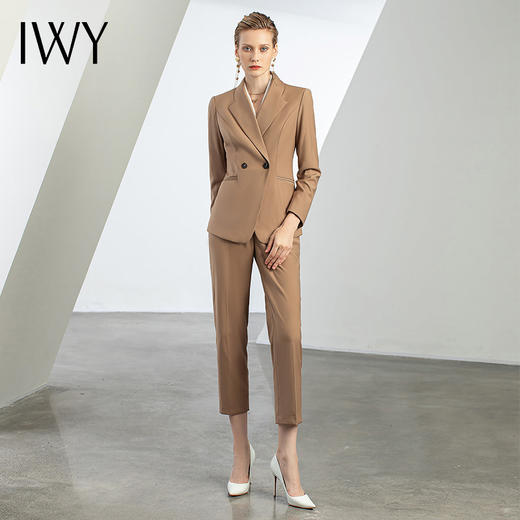 IWY/秋冬新款高端职业套装女卡其色商务气质女神范通勤正装西服C11107+P11107 商品图0