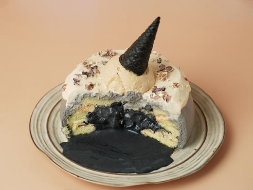 （抖音验券专用）1.0磅 蛋筒黑芝麻流心蛋糕 请对应款式下单，验券不成功不发货，备注抖音电子券码，下单支付0.01元即可 商品图1