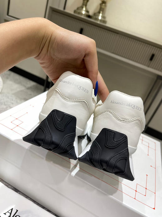 新款运动鞋-白色白尾 商品图5
