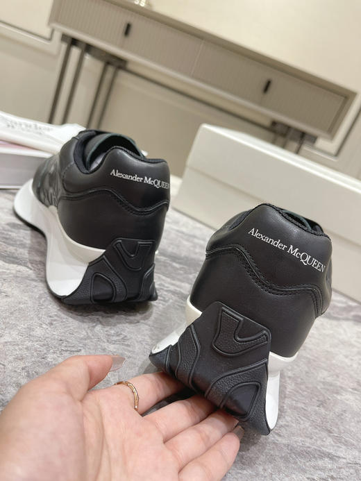 麦昆新款运动鞋-黑色 商品图8