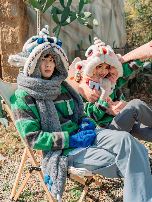 【1.21-2.6停发】芽小七手创秋冬款粉色醒狮加厚保暖防风可爱帽绒围巾女冬季围脖 商品图3