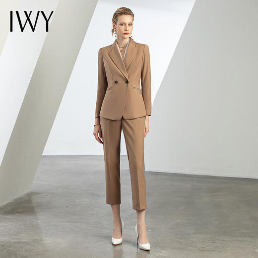 IWY/秋冬新款高端职业套装女卡其色商务气质女神范通勤正装西服C11107+P11107 商品图4