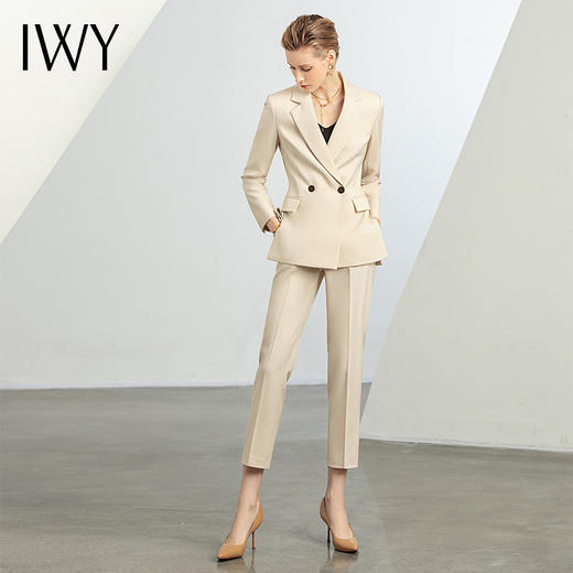 IWY/秋冬套装新款女装米白色时尚气质洋气职业装西装裤子两件套C12312+P12312 商品图1