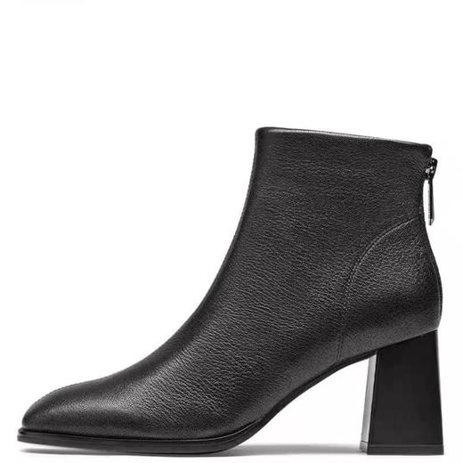 2楼KISSCAT女鞋：KISSCAT新品，通勤短靴、气质优雅32531-10 商品图0