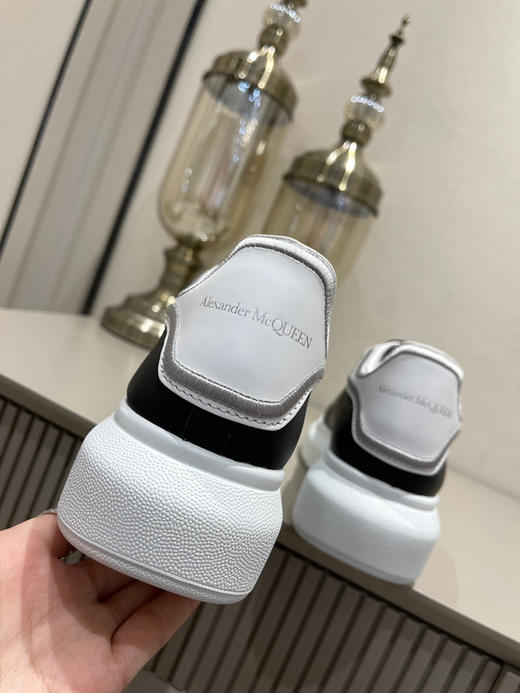 黑色鞋身尾部电绣 商品图7