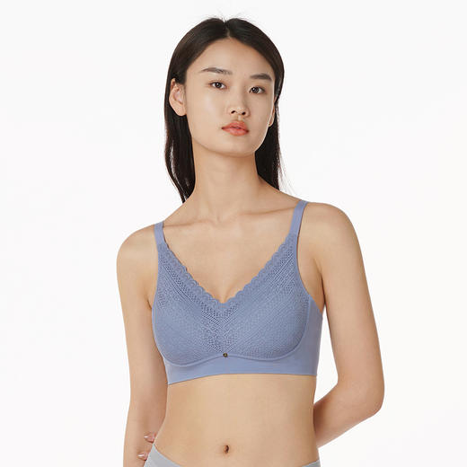 都市丽人内衣中厚蕾丝三排扣无钢圈3/4杯VBRALB26P9 商品图0