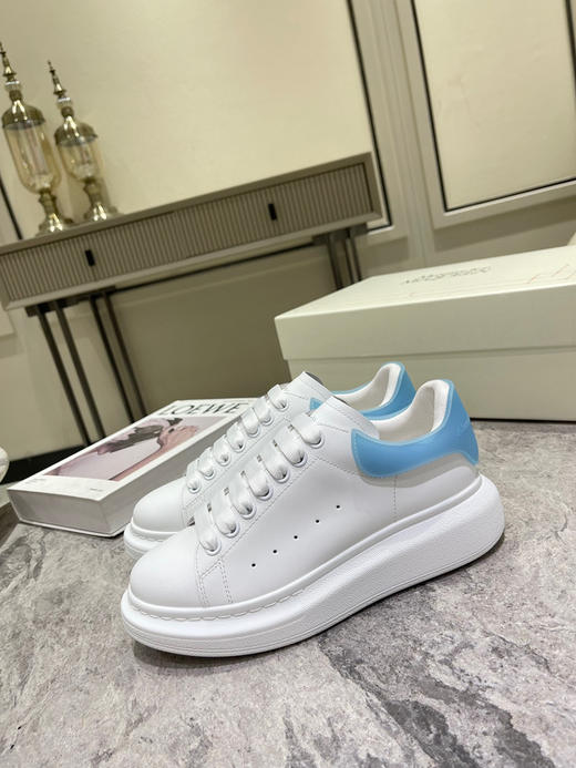 新款蓝色胶尾小白鞋 商品图4