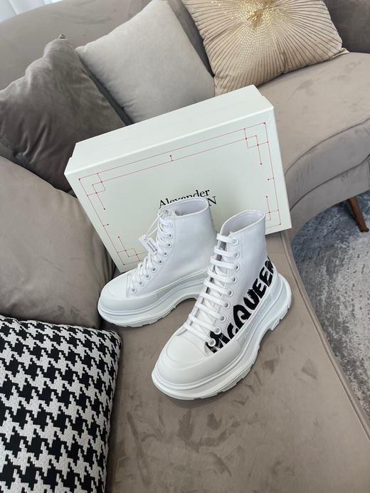 高帮白色黑字母帆布印花 商品图3