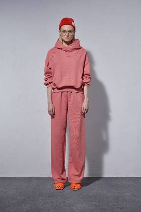 脚口抽绳卫衣裤