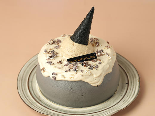 （抖音验券专用）1.0磅 蛋筒黑芝麻流心蛋糕 请对应款式下单，验券不成功不发货，备注抖音电子券码，下单支付0.01元即可 商品图0