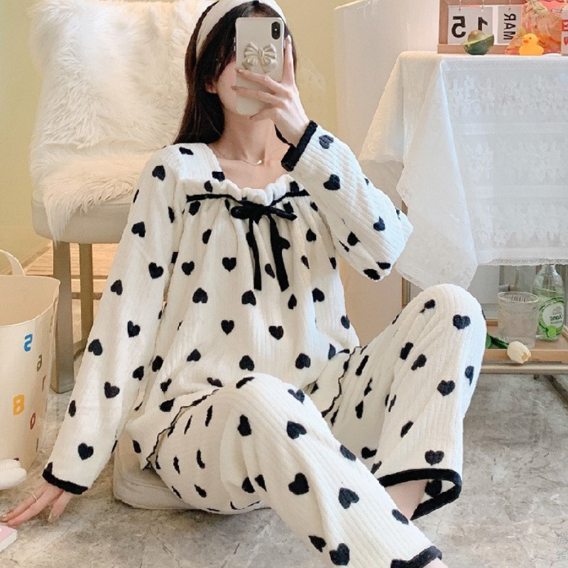 一字领桃心捆边-坑条绒