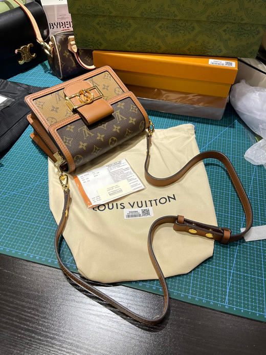 Lv 达芙妮 商品图4