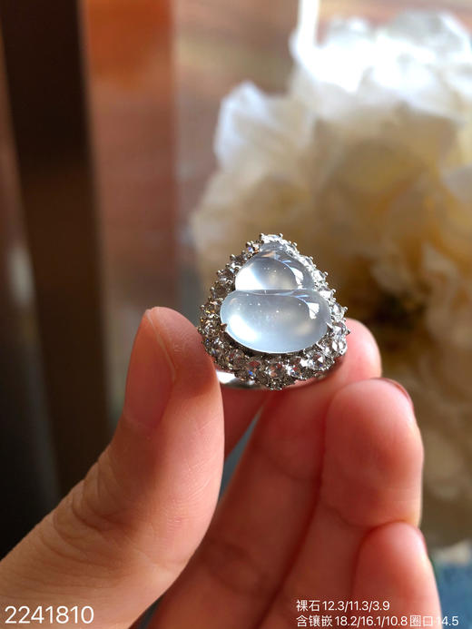 2241810，近玻璃葫芦戒指。具体价格微信咨询 商品图0