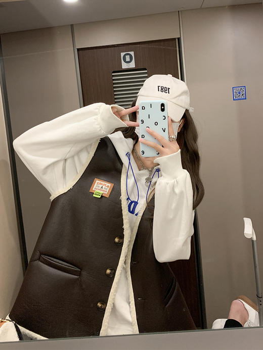 【179元任选2件】现货！羊羔毛马甲背心坎肩 商品图5