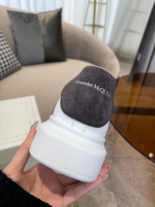 深灰色绒尾 商品图0