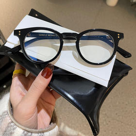 👓milan 1000度都很nice的小黑框！