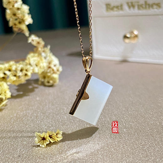18K玫瑰金和田玉（白玉）镶钻吊坠--小钱包  /异形10*14mm  商品图3