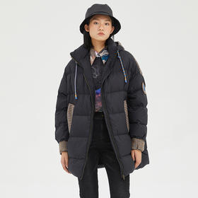 谜底2022冬季新品撞色宽松中长款连帽羽绒服加厚外套女229MY6185