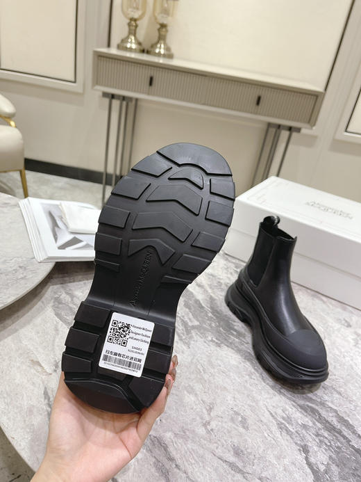 全黑厚底短靴 商品图8