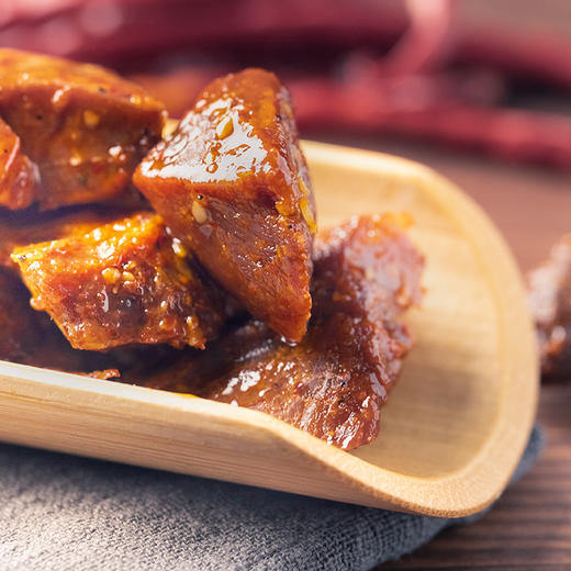 香溢德吉牌香藏香猪肉（香辣味）80g/袋 商品图1