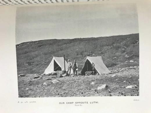 1904年 与俄国拉普兰德鸟类共处的三个夏天 68幅插图 漆布精装18开 商品图7