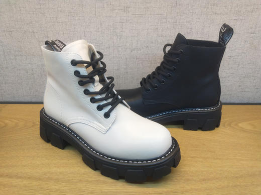 2021秋季豪行新款舒适女靴213X41017时尚厚底马丁单靴系带短筒靴 商品图5