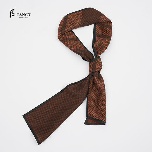 TANGY Collection/天意精品2022年秋冬新品真丝格纹围巾 商品图0