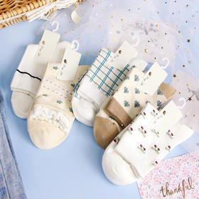 「10双装！17款配色」秋冬季纯棉袜子 女中筒韩版运动女袜保暖休闲学院风日系长筒袜配饰