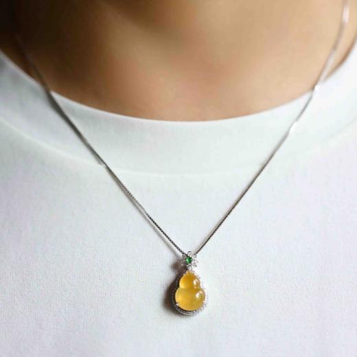 稀有厚庄高冰种黄翡葫芦18k白金钻石镶嵌 商品图10