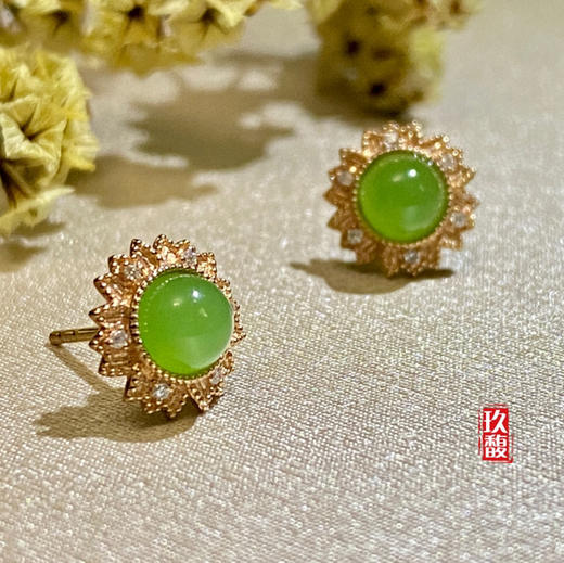 18K玫瑰金和田玉（碧玉）镶钻耳钉--向日葵 /半珠直径5mm/苹果绿 商品图4