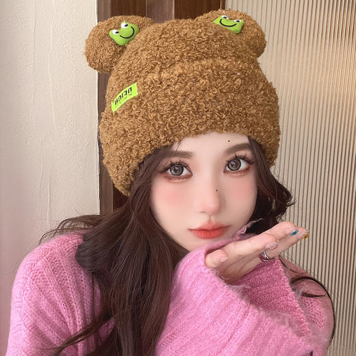 【韩版潮流针织帽 男女时尚饰品】韩版萌趣可爱青蛙保暖包头帽子女秋冬季新款护耳帽卡通百搭套头帽 商品图3
