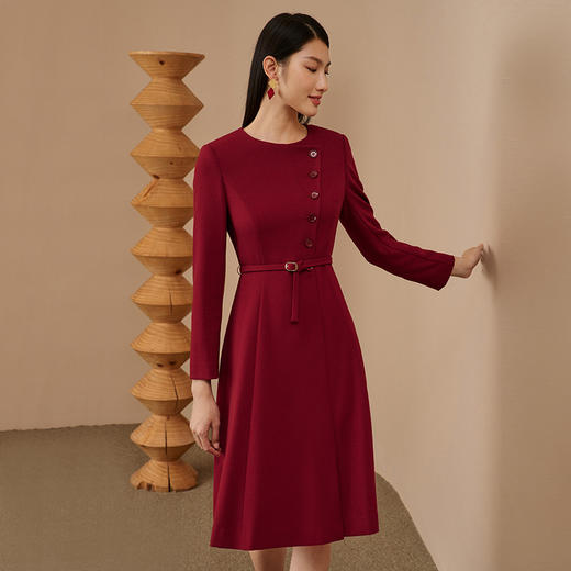 EITIE爱特爱女装秋款时尚通勤纽扣装饰修身收腰显瘦A字连衣裙C2207052 商品图3