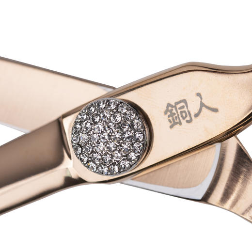 铜人剪刀H5 综合剪 6.0寸 半手型设计 玫瑰金 适用于抽剪推剪等各种剪裁 商品图3