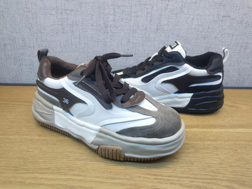 豪行新款2021秋冬时尚休闲运动鞋女单鞋21362091时尚潮流女松糕鞋 商品图4