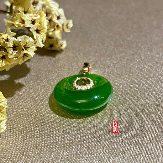 18K玫瑰金和田玉（碧玉）镶钻吊坠-月影婆娑 /高抵扣直径16mm/菠菜绿 商品图6