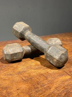 铁质健身老哑铃一对，顺丰包邮
