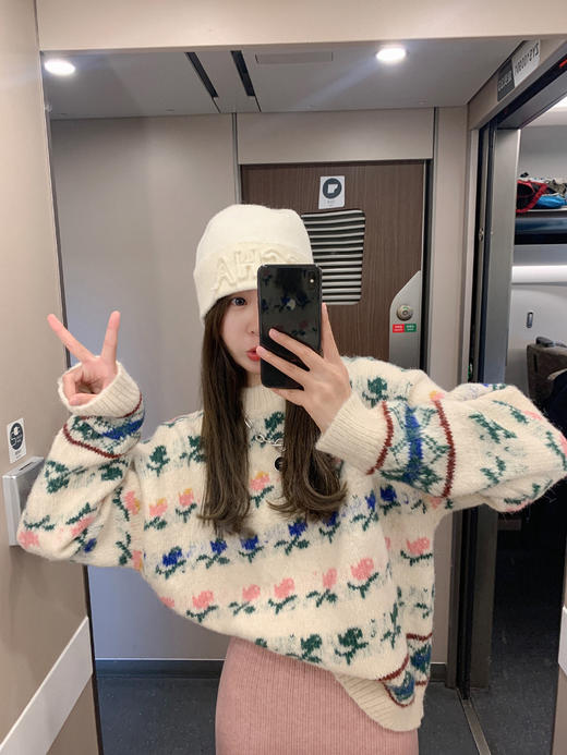 <曾小咸推荐>巨折清仓秒杀，稀有现货24小时发【仅限今日】宽松-慵懒风甜美针织上衣 商品图6