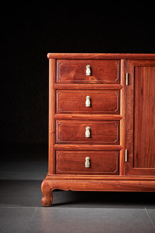 红桥红  家具严选  缅甸花梨（大果紫檀）【167八抽屉 如意餐边柜】独板 商品图2