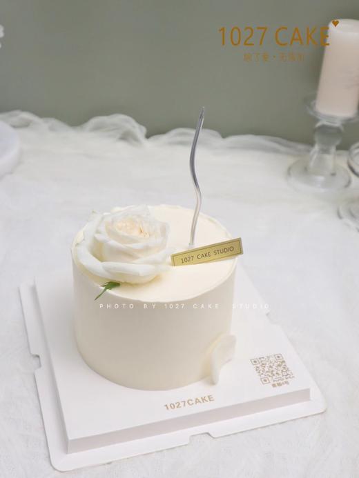 1027CAKE | 鲜花款蛋糕 简约 白色系 玫瑰 商品图0