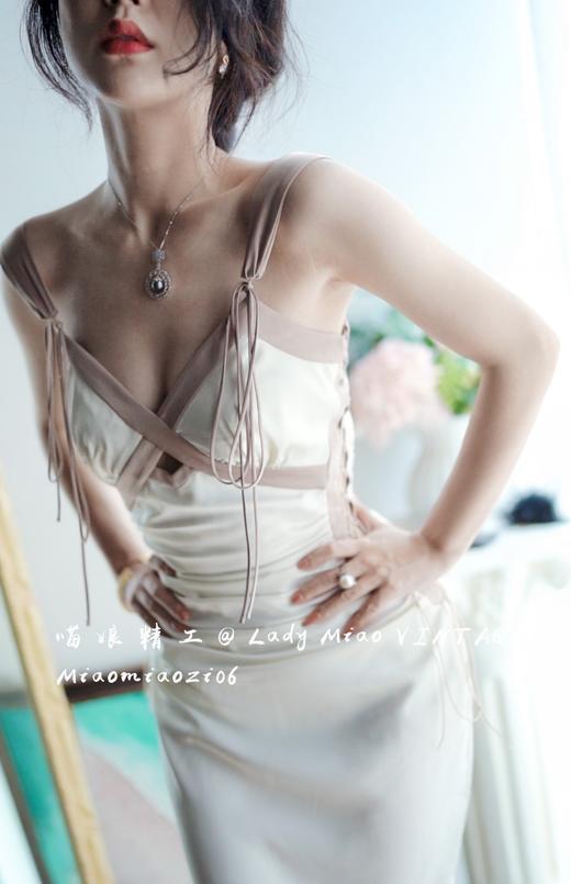 1303#【复团】喵娘精工丨定制《暮色之花》复古VTG抽绳收腰褶皱吊带缎面连衣裙 商品图9