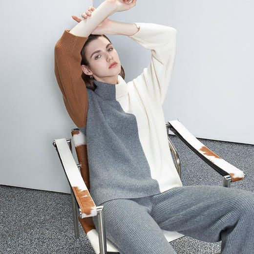 【不对称设计高领斗篷衫】羊绒世家22年秋冬新品撞色不对称设计100%山羊绒衫时尚慵懒风长袖宽松毛衣 商品图0