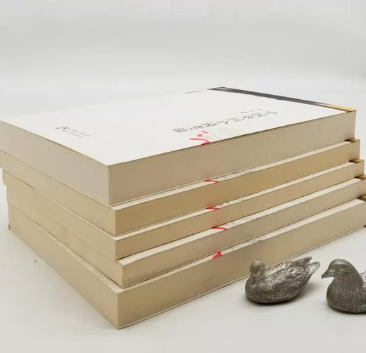 大家经典书系五种：《中国章回小说考证》《中国中古思想史全编》《白话文学史》《尝试后集》《章实斋年谱齐白石年谱》，胡适著，安徽教育出版社2006年左右一版一印，五种一共131元，售价46元。 商品图1