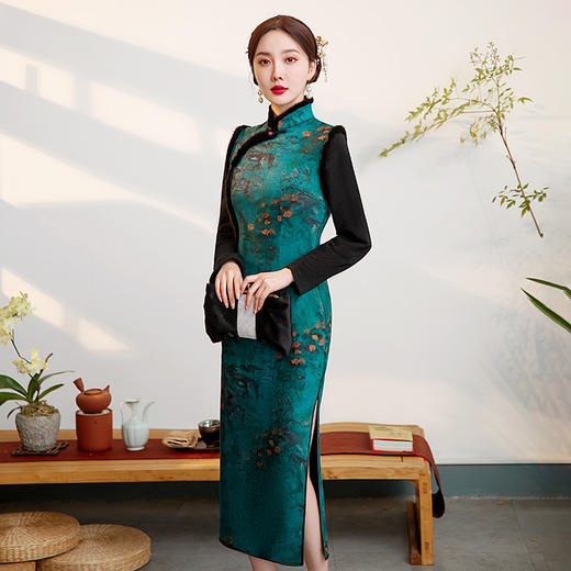 冬季加厚加绒长款旗袍澳绒复合真绒长袖保暖连衣裙GSJ-8501 商品图3