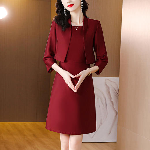 时尚洋气缎面两件套流行修身套裙AHM--ess9191 商品图2
