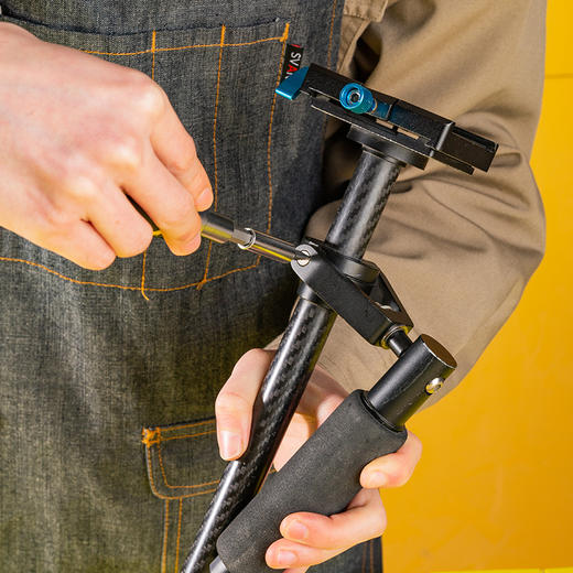 得力DL1129棘轮手柄精密螺丝刀(黄) 商品图3