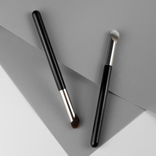 【抖音同款】神指遮瑕刷遮痘印黑眼圈刷子弹头遮瑕化妆刷 商品图5