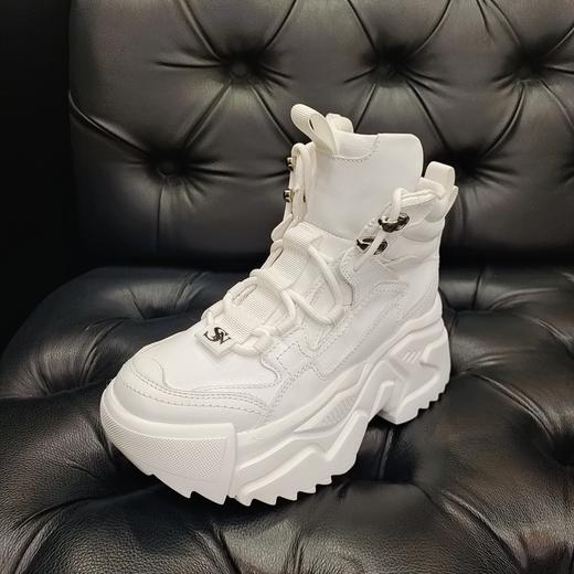 LFGJ 14633 时尚高帮厚底，百搭短靴 商品图0