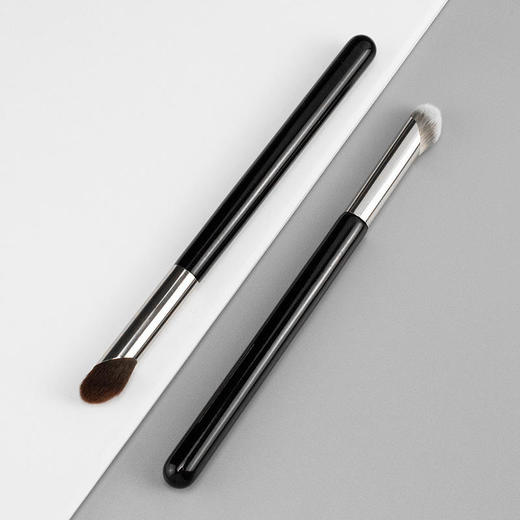 【抖音同款】神指遮瑕刷遮痘印黑眼圈刷子弹头遮瑕化妆刷 商品图4