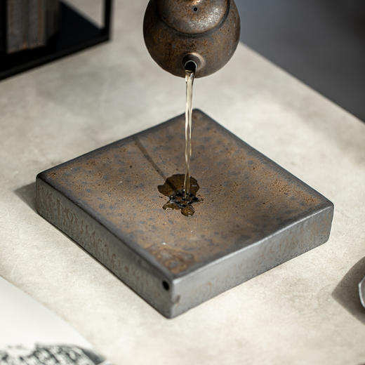 灰念 鎏金天方壶承 长15.8cm*宽15.8cm*高3.5cm 商品图3